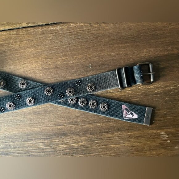 Women’s Belts, Belts and More Belts ! - Picture 6 of 13